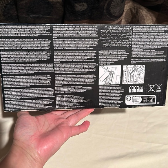 DISNEYPARKS PIXAR EXCLUSIVE - DISNEY PIXAR RC LIGHTNING MCQUEEN RC CAR - Picture 11 of 12